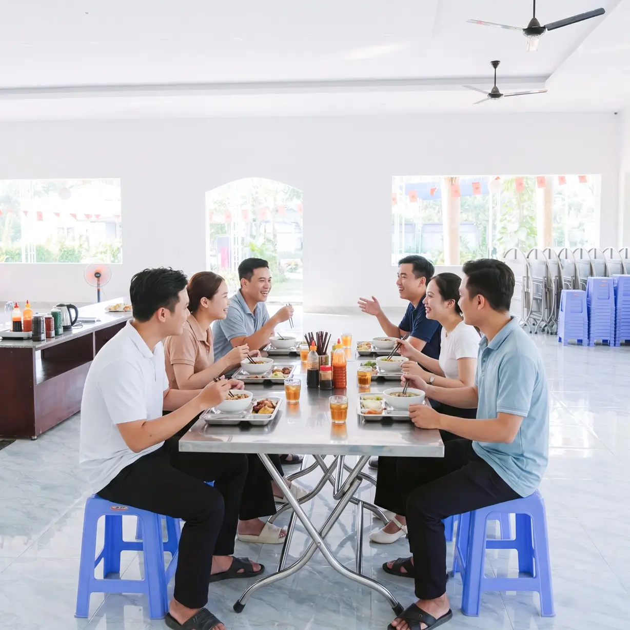 Hoat dong trai nghiem ket noi trong chuong trinh VICM