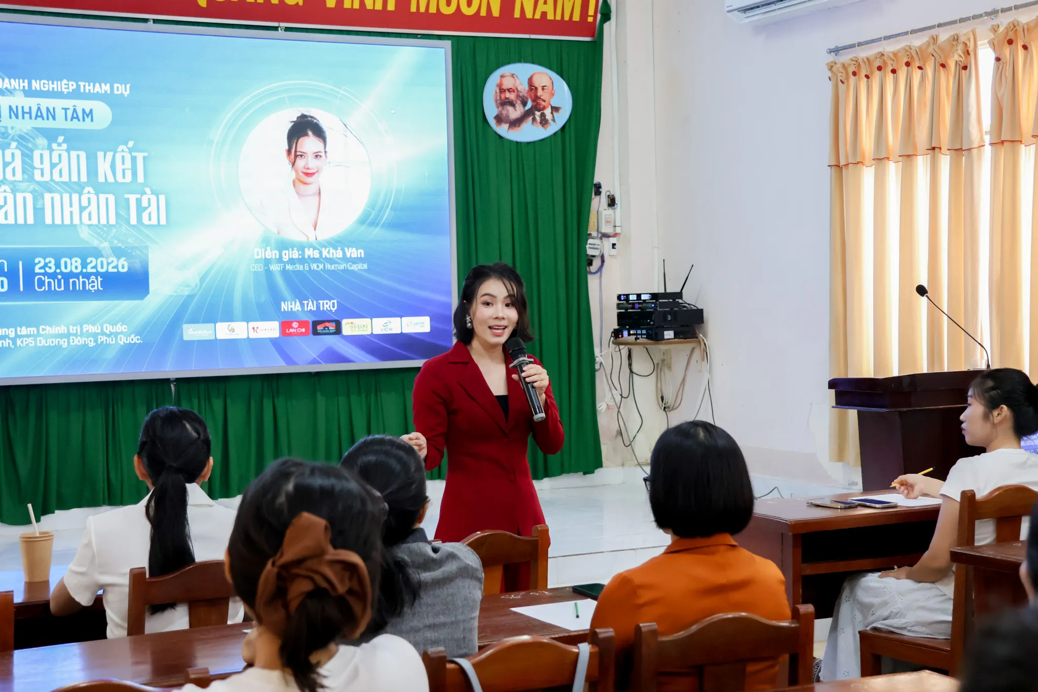 GIÁM ĐỐC VICM KHẢ VÂN CHIA SẺ TẠI CHƯƠNG TRÌNH “QUẢN TRỊ NHÂN TÂM – CHÌA KHÓA GẮN KẾT VÀ GIỮ CHÂN NHÂN TÀI”